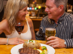 Queens Bar and Grill